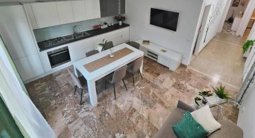 Zona XXXI Mezzocammino Apartment | Roma amoR Vitinia