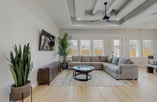 South Side House | Roman Empire