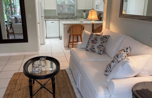 Old Naples House | Romance on 3rd St South Old Naples
