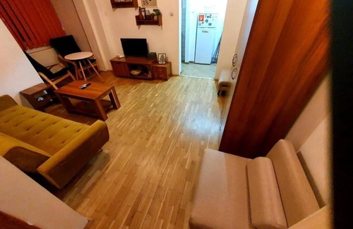 Bucharest City-Centre Apartment | Romanian Athenaeum 1BR Apartment with Amazing View