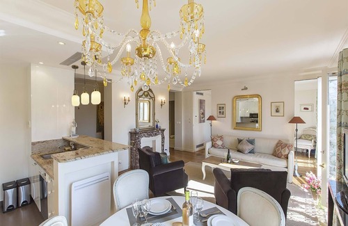 Quartier du Gros-Caillou Apartment | Romantic 2 Bed with Peekaboo Eiffel View in Foodie Heaven