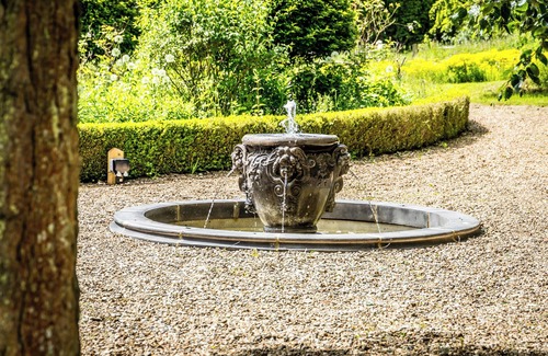 Westcott House | Romantic and very luxurious converted barn, private garden and stunning views