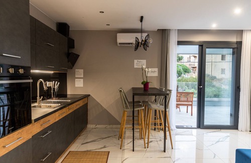 Ammoudara Apartment | Romantic apartment next to Ammoudara Beach (only 40metres)
