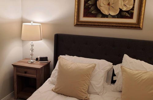Belle Mina Apartment | Romantic Apartment with Pool and Gym.