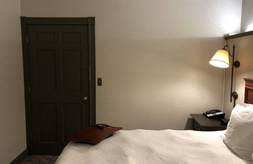 Lee Bed & Breakfast | Romantic Boutique Hotel /Bed and Breakfast - Smallest Room in The Berkshires