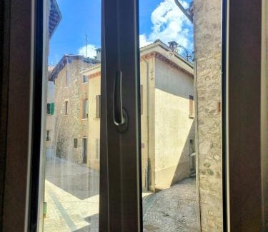 Sonvico Apartment | Romantic Court Apartment Sonvico