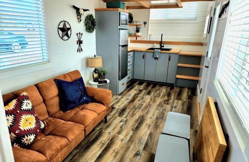 Apple Valley Apartment | Romantic escape for two