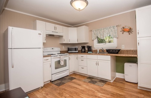 Historic District Cottage | Romantic Getaway for 2
