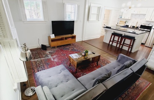 Memphis House | ROMANTIC GETAWAY