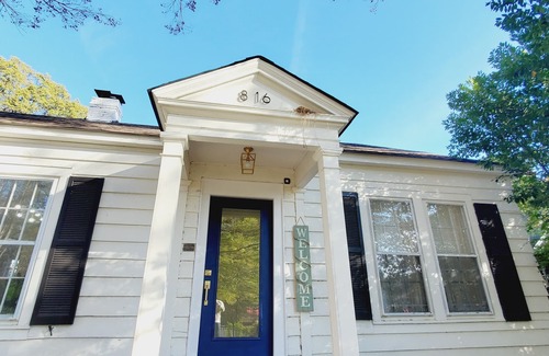 Memphis House | ROMANTIC GETAWAY