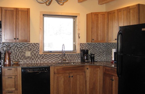 Taos House | Romantic Getaway close to Sipapu and Ft Burgwin. Within Carson Nat'l Forest