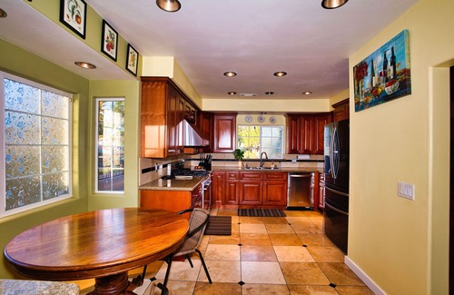 Whittier House | Romantic Hills View w/hot tub