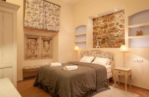 la Vila de Gracia Apartment | Romantic In Trendy Gracia