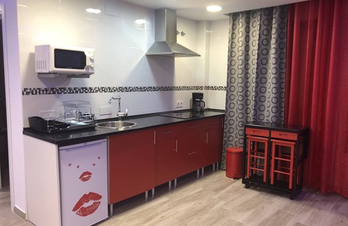 Algeciras Apartment | Romantic loft with JACUZZI