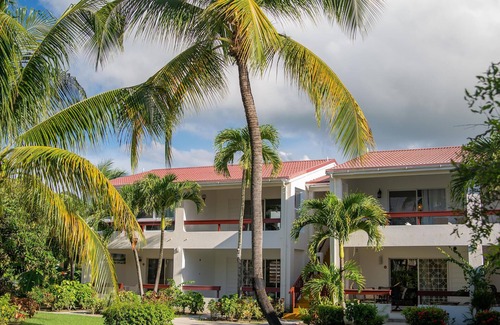 Dickenson Bay House | Romantic Retreat 43B