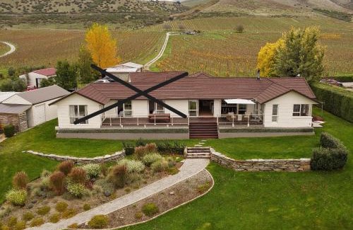 Lowburn House | Romantic Retreat