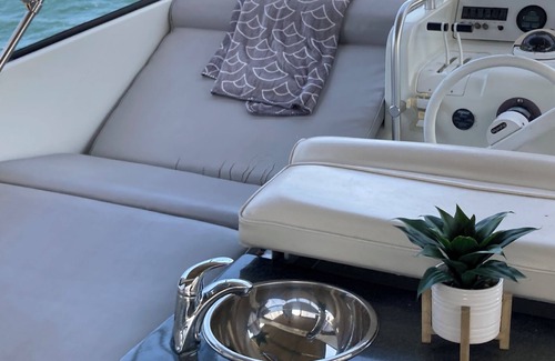 Coos Bay Boat Rental | Romantic Small Yacht Oregon Coast Adventure…New Listing!