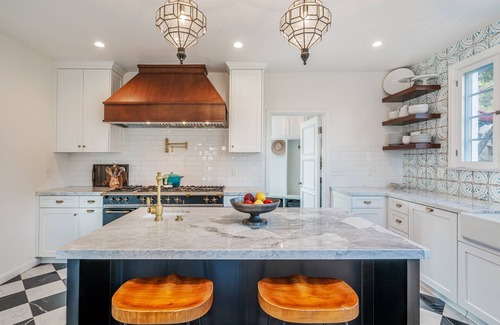 North Arroyo House | Romantic Spanish Mansion In Pasadena!