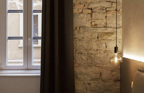 Trieste City Centre Apartment | Romantic Studio in the heart of Trieste ★Free Wifi