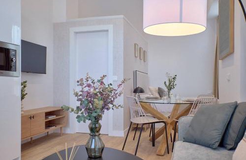 Malilla Apartment | Romantic Suite Roig Arena N1 Virkin Suites
