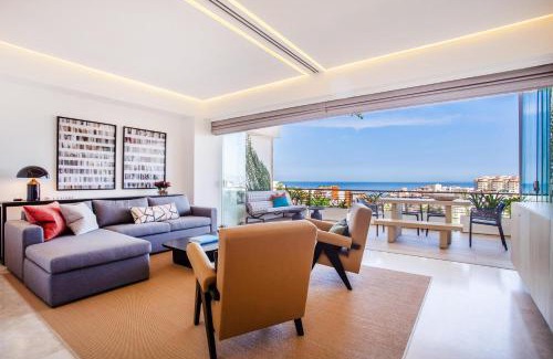 Alta Vista House | Romantic Zone’s Largest Rooftop with Luxe Ocean Views