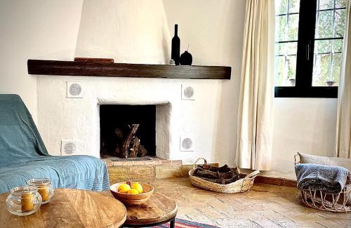 Riogordo House | Romantische Finca nahe Málaga, kreativ einzigartig