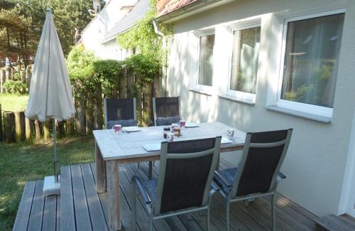 Pruchten Apartment | romantisches Ferienhaus Boddenblick mit Sauna