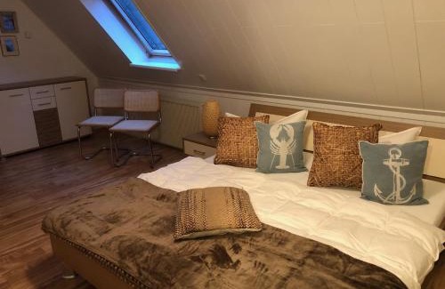Pruchten Apartment | romantisches Ferienhaus Boddenblick mit Sauna