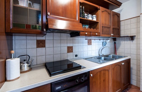 Gianicolo Apartment | Rome: Apartment in gated community, close to the center of Rome