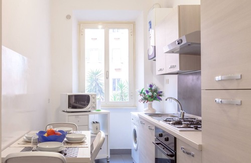 San Giovanni Apartment | Rome: ROME . IN THE HEART