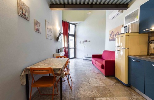 Careggi Rifredi Apartment | Romito Loft by MMega