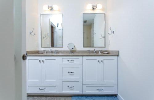Baileys Harbor House | Roo Retreat by Simple Life Rentals