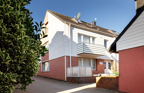 Helgoland Apartment | Roof apartment facing the island - Hummerklippen vacation apartments