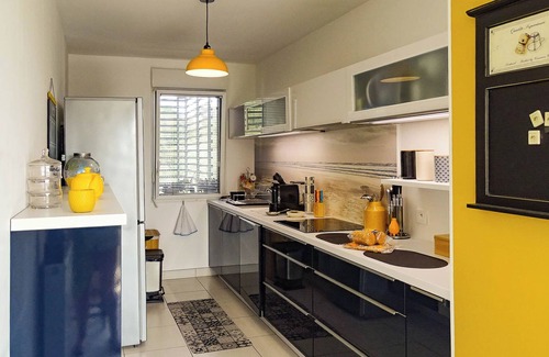 Concarneau Apartment | ROOF TOP 50 m2 SEA VIEW ! 3 mn walk from the beach ! "Alexoria's terraces