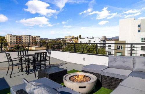 Historic Filipinotown House | Rooftop 3B 3BA House Near Dodger Stadium and DTLA