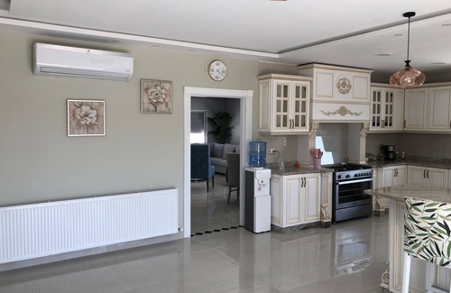 Suwailih Condo | Rooftop 400 m² all to yourself spectacular view walking distance 2 Royal Palace
