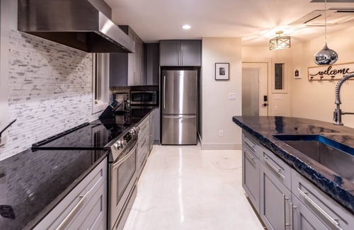 Bryson City House | Rooftop Deck-Downtown Bryson City-Walk to it ALL