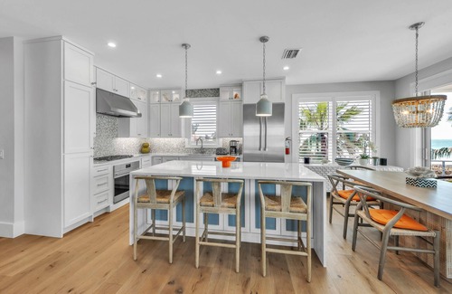 Bradenton Beach House | Rooftop deck with Gulf views - Villa Rayo Del Sol