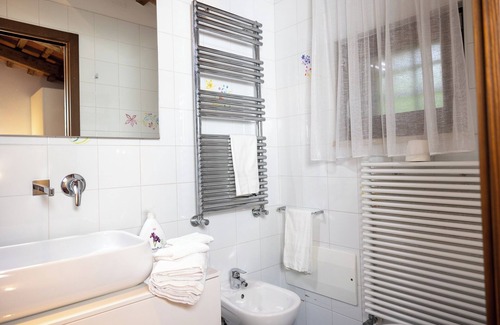 Itri House | ROOM 102 Lovely place surrounded by greenery just a stone's throw from the sea of Sperlonga.