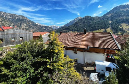 Bad Hindelang Cottage | Room 3 - Desiree's Dahuim