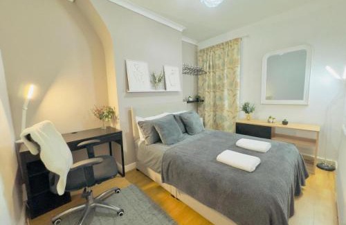 Bootle House | Room 3 Shared House