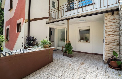 Baden-Baden Apartment | Room '9' with shared terrace and Wi-Fi