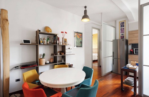 Salerno Apartment | Room 'Camera Doppia Con Ampio Balcone' with Mountain View, Wi-Fi and Air Conditioning