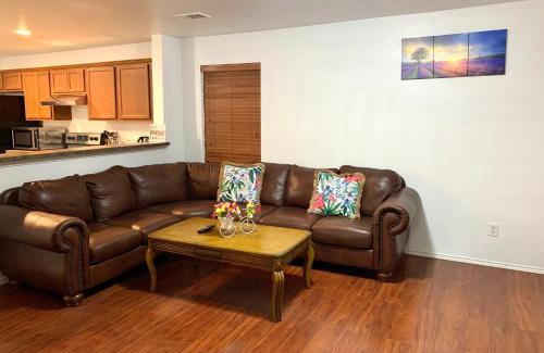 West Dallas House | Room Downtown Dallas