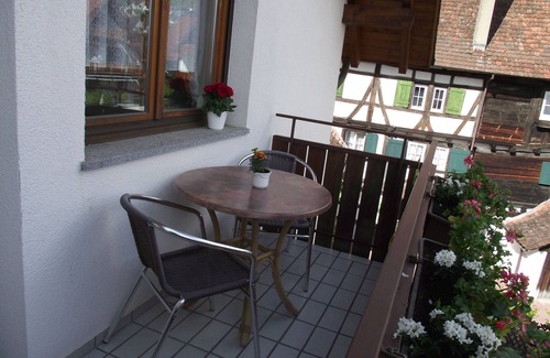 Sipplingen Apartment | Room 'Dreibettzimmer Mit Dusche Und Wc 2' with Balcony and Wi-Fi