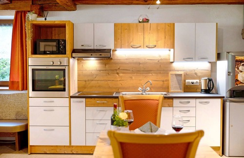 Valle Aurina Apartment | Room 'Ederhof 4' with Mountain View, Shared Terrace and Wi-Fi
