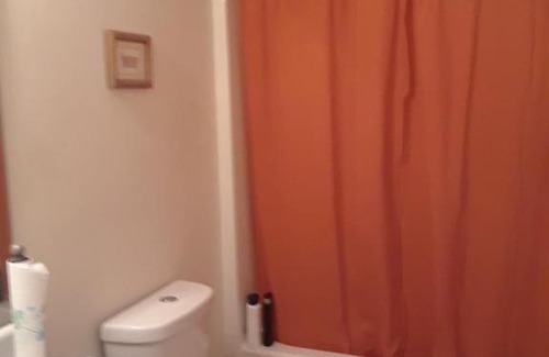 Northeast Raleigh House | Room for female