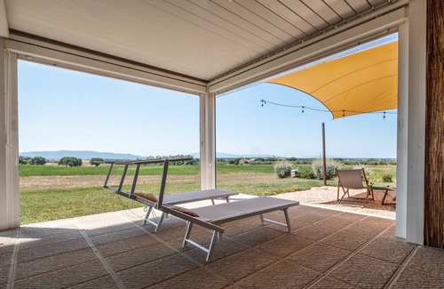 Magliano in Toscana Apartment | Room 'Giusti - 5 Sughera' with Shared Garden, Wi-Fi and Air Conditioning