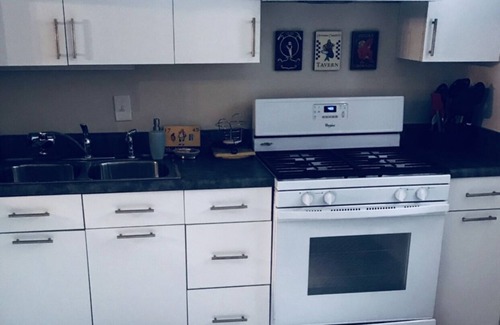 North Chesterfield Condo | Room in a Cozy Condo