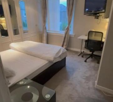 Sighthill House | Room in a Home